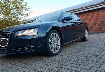Audi A8 250.000 km 18.000 &euro; Burscheid 51399