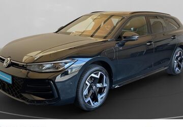 VW Passat 13.471 km 42.980 &euro; Köln 50823