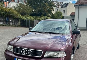 Audi A4 90.283 km 2.000 &euro; Köln 50677