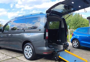 Ford Grand Tourneo 13.700 km 39.950 &euro; Solingen 42657