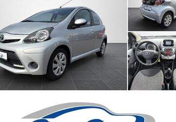 Toyota Aygo (X) 180.000 km 2.990 &euro; Sankt Augustin 53757