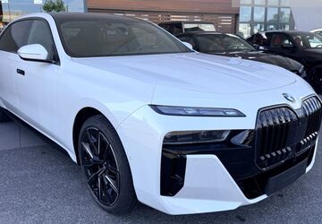 BMW 740 4.900 km 104.890 &euro; Köln Rodenkirchen 50996