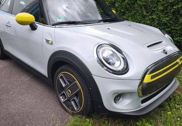 Mini Cooper SE 53.900 km 16.500 &euro; Bergisch Gladbach 51469