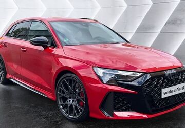 Audi RS3 5.321 km 58.900 &euro; Köln-Riehl 50735