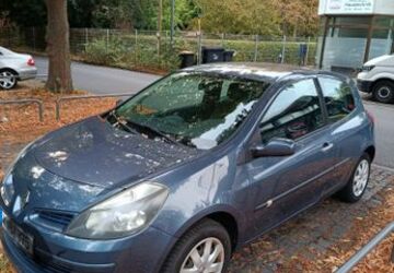 Renault Clio 172.000 km 1.390 &euro; Köln 50739