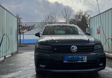 VW Tiguan 98.000 km 28.100 &euro; Leverkusen 51381