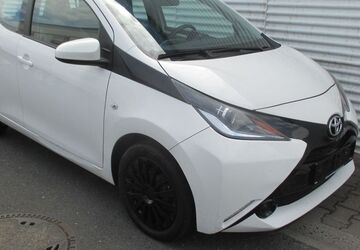 Toyota Aygo (X) 144.950 km 5.988 &euro; Köln 50933