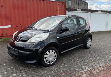 Peugeot 107 150.000 km 1.800 &euro; Köln 50997