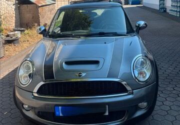 Mini Cooper S 174.900 km 4.600 &euro; Köln 51145