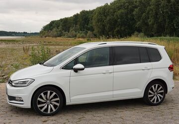 VW Touran 143.054 km 14.600 &euro; Köln 50999