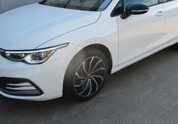 VW Golf 11.345 km 19.970 &euro; Köln 51105