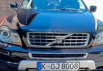 Volvo XC90 196.100 km 10.500 &euro; Köln 51147