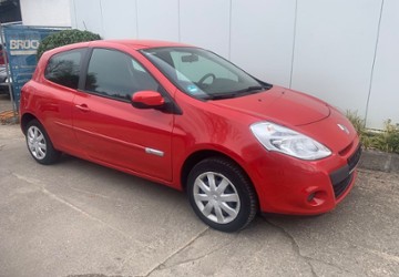 Renault Clio 94.743 km 5.495 &euro; Köln 51107