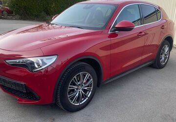 Alfa Romeo Stelvio 105.000 km 19.599 &euro; Remscheid 42855