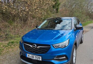 Opel Grandland (X) 105.700 km 16.500 &euro; Köln 50939