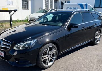 Mercedes-Benz E 200 228.000 km 8.550 &euro; Bergisch Gladbach 51465