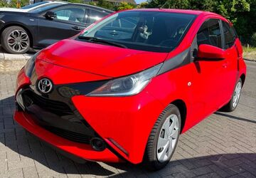 Toyota Aygo (X) 89.240 km 6.150 &euro; Köln 50769