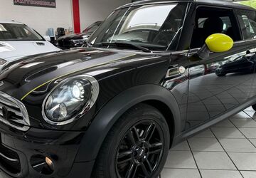 Mini Cooper D 120.000 km 6.450 &euro; Leverkusen 51371