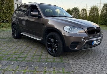 BMW X5 223.000 km 13.499 &euro; köln 51145