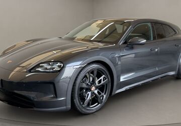 Porsche Taycan 10.000 km 131.800 &euro; Köln 50823