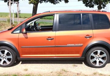 VW Touran 208.700 km 4.850 &euro; Pulheim 50259