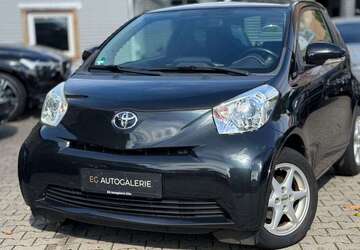Toyota iQ 129.000 km 5.200 &euro; Köln 51109
