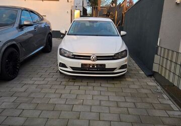 VW Polo 125.241 km 9.000 &euro; Rösrath 51503