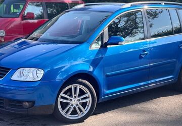 VW Touran 224.000 km 2.490 &euro; bonn 53175