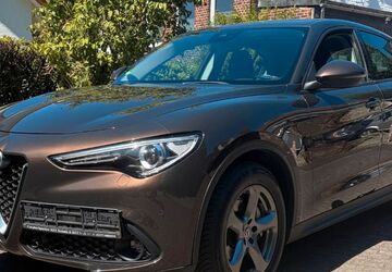 Alfa Romeo Stelvio 52.275 km 27.499 &euro; Remscheid 42859