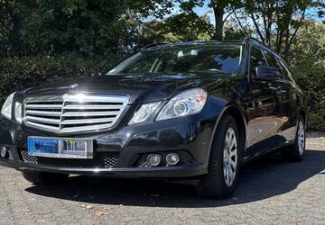 Mercedes-Benz E 250 214.000 km 5.350 &euro; Bonn 53127