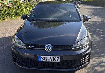 VW Golf 180.000 km 12.500 &euro; Solingen 42651