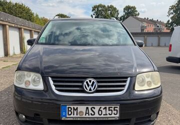 VW Touran 274.500 km 2.200 &euro; Wesseling 50389