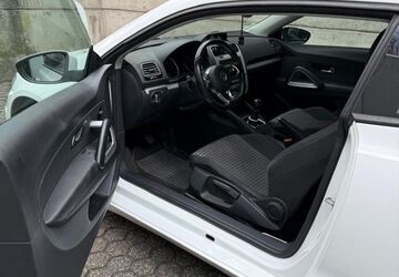 VW Scirocco 166.392 km 9.300 &euro; Monheim am Rhein 40789