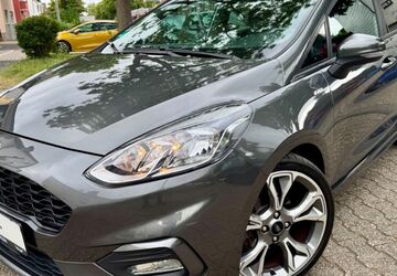 Ford Fiesta 122.000 km 10.790 &euro; Köln/Wahn 51147