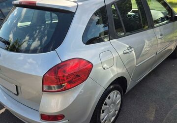 Renault Clio 233.568 km 1.999 &euro; Alfter 53347