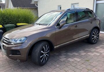 VW Touareg 255.717 km 13.500 &euro; Much 53804