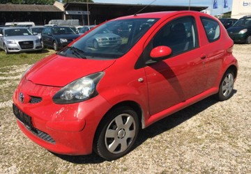 Toyota Aygo (X) 113.000 km 2.699 &euro; Bonn 53227