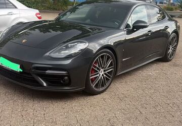 Porsche Panamera 138.575 km 57.600 &euro; Köln 51109
