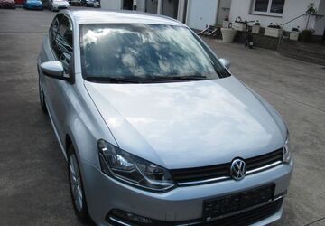 VW Polo 42.200 km 9.800 &euro; Leverkusen 51371