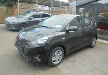 Hyundai i10 8.000 km 17.490 &euro; Radevormwald 42477