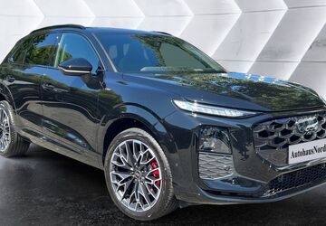 Audi Q3 8.948 km 51.900 &euro; Köln-Riehl 50735