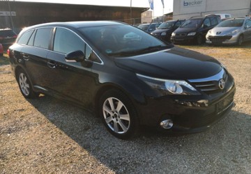 Toyota Avensis 150.000 km 8.999 &euro; Bonn 53227