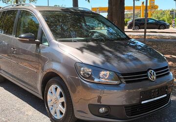 VW Touran 200.000 km 4.750 &euro; Köln 51107