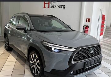 Toyota Corolla Cross 25.890 km 35.490 &euro; Siegburg 53721