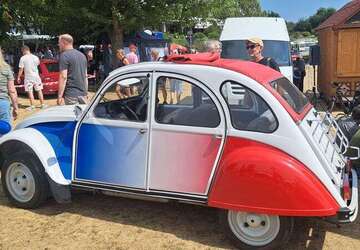 Citroen 2CV 91.500 km 13.999 &euro; Bergisch Gladbach 51427