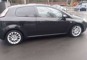 Fiat Punto Evo 240.000 km 1.900 &euro; Köln, Stadt 50829