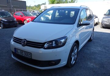 VW Touran 201.300 km 7.999 &euro; Köln 51149