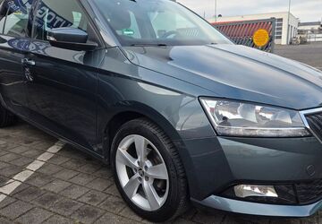 Skoda Fabia 81.000 km 7.950 &euro; Pulheim 50259