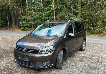VW Touran 197.500 km 8.200 &euro; Siegburg 53721