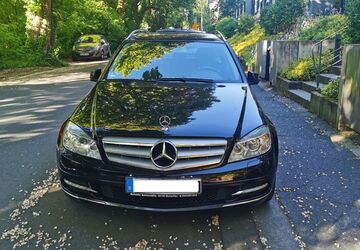 Mercedes-Benz C 250 211.000 km 7.300 &euro; Solingen 42657